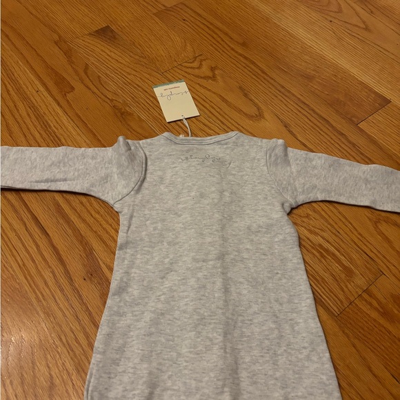 NWOT Magnetic Me modal sleeper 3-6 months - make diaper changes a breeze! - Picture 6 of 6